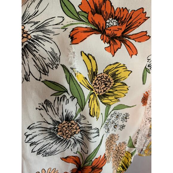 Fig and Flower Size Medium Women's Floral/Lace Print Cold Shoulder Boho Blouse - Picture 7 of 8